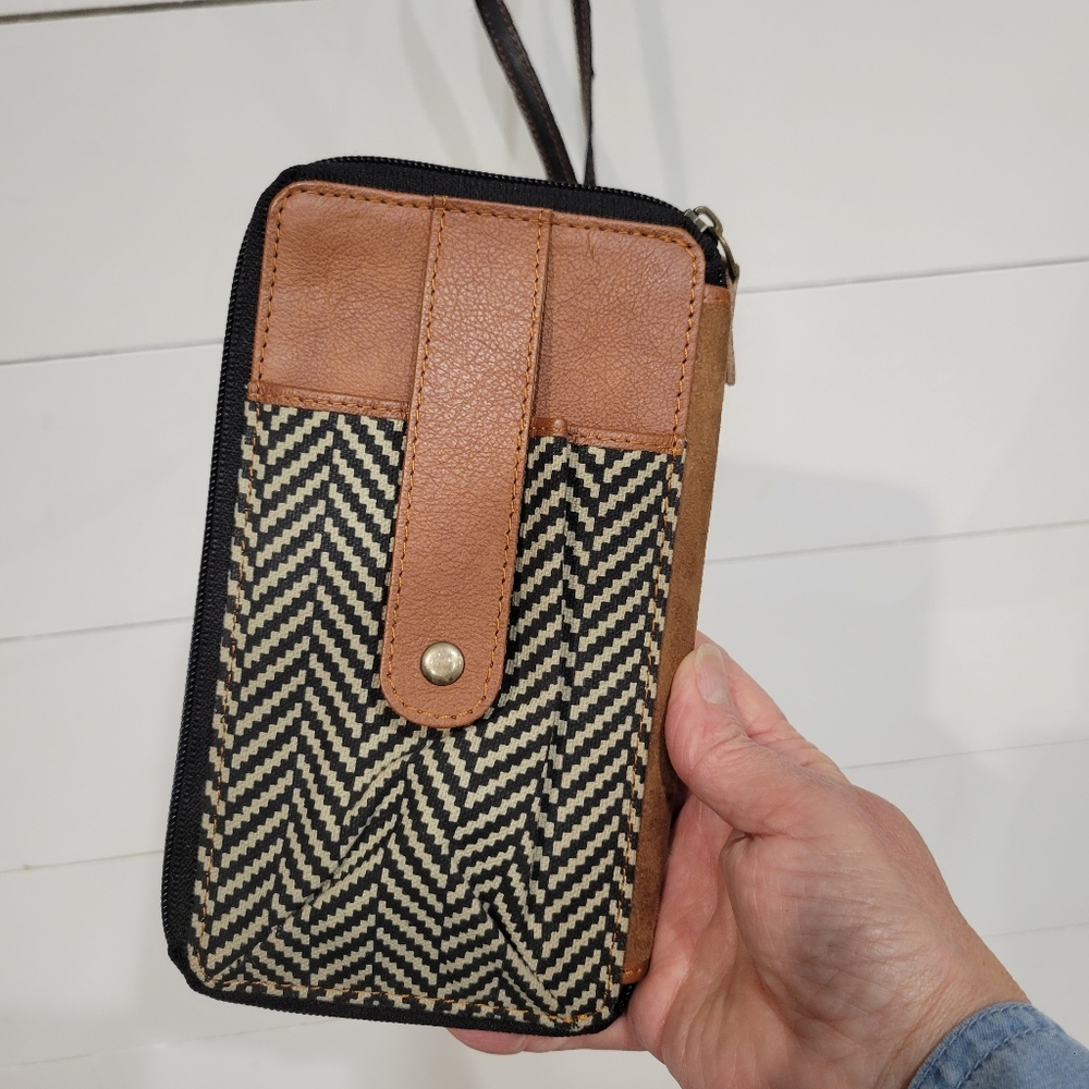 Vaan crossbody wallet bag